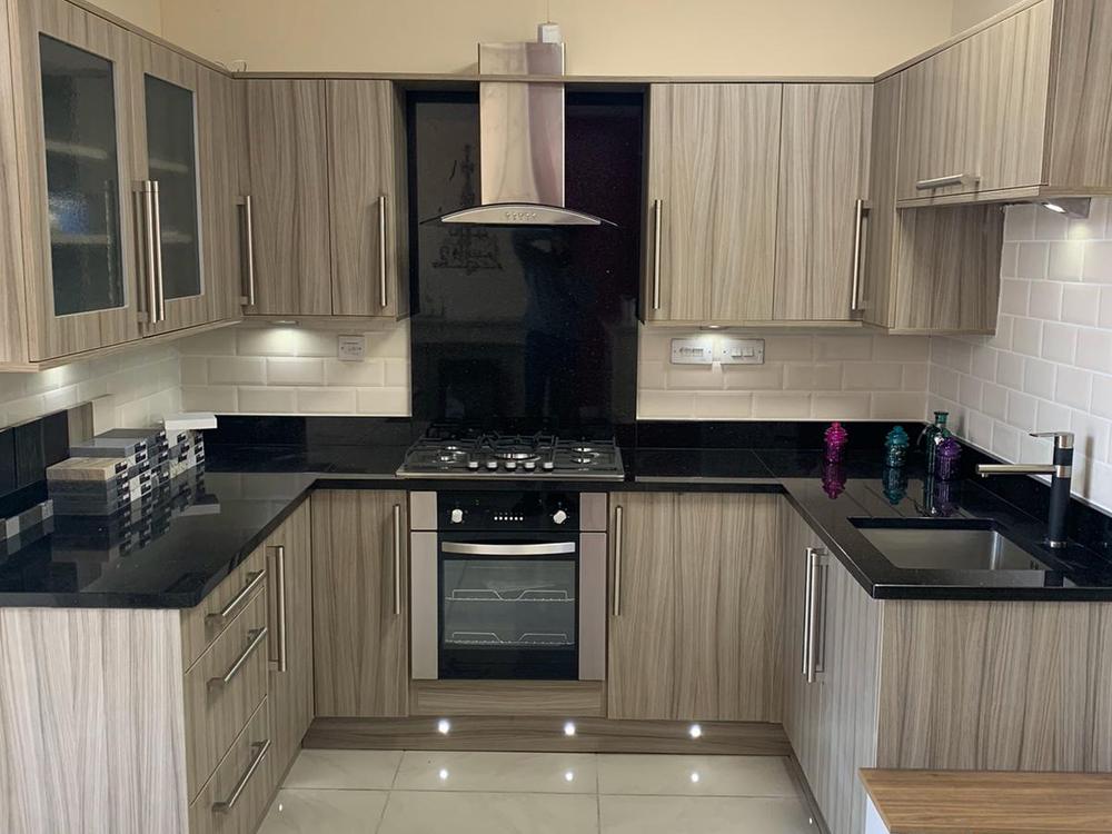 U-Shaped Kitchen with Granite Worktops & Iberna Appliances